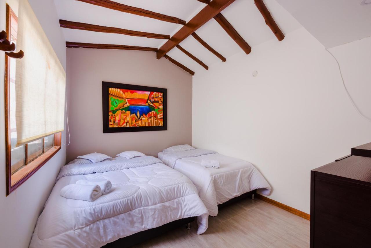 Hostal Dona Eliza Μπογκοτά Εξωτερικό φωτογραφία
